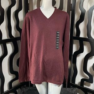Alfa I Maroon V-Neck Sweater